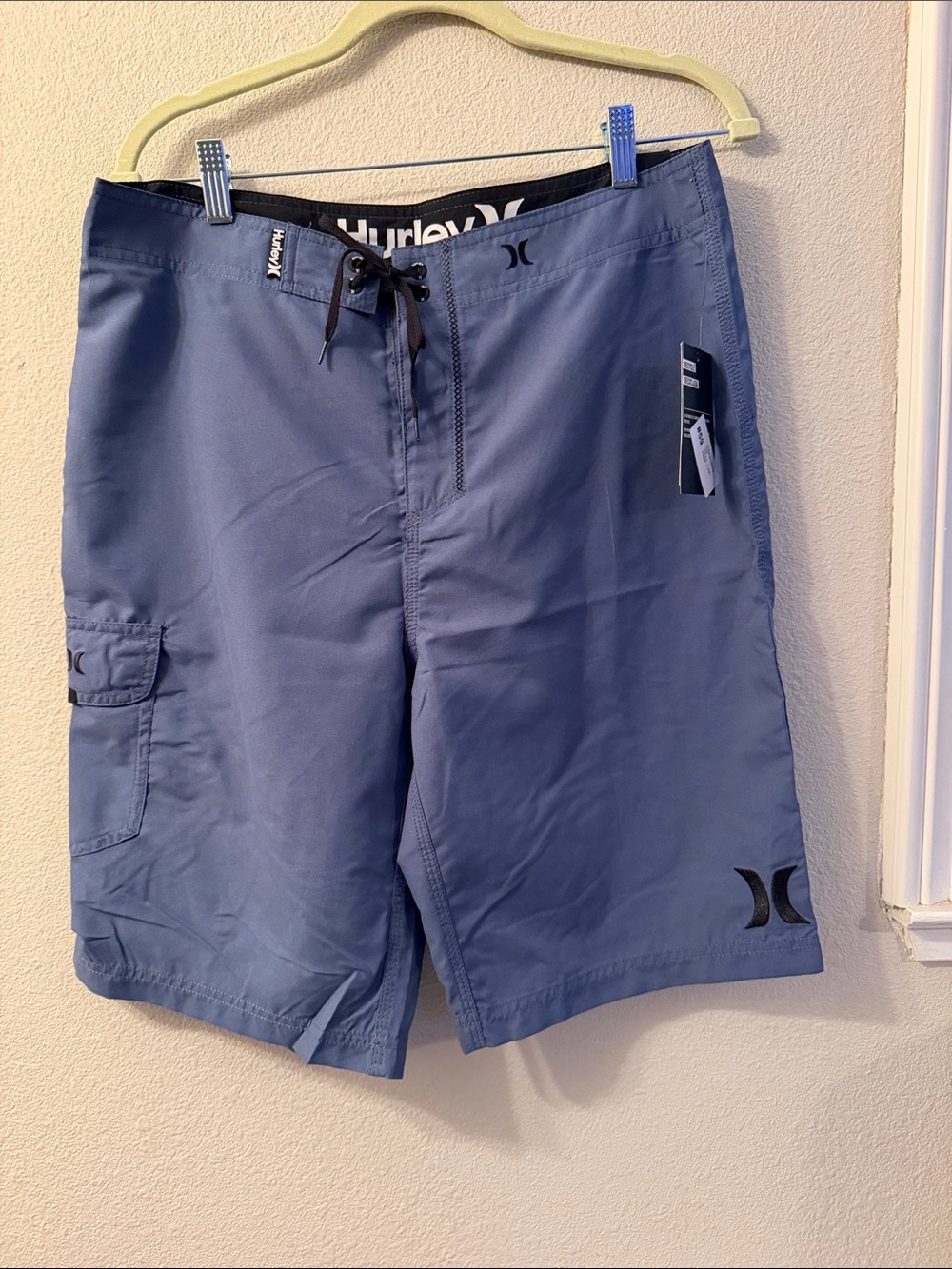Hurley Men’s Slate Blue Boardshorts with Black Accents